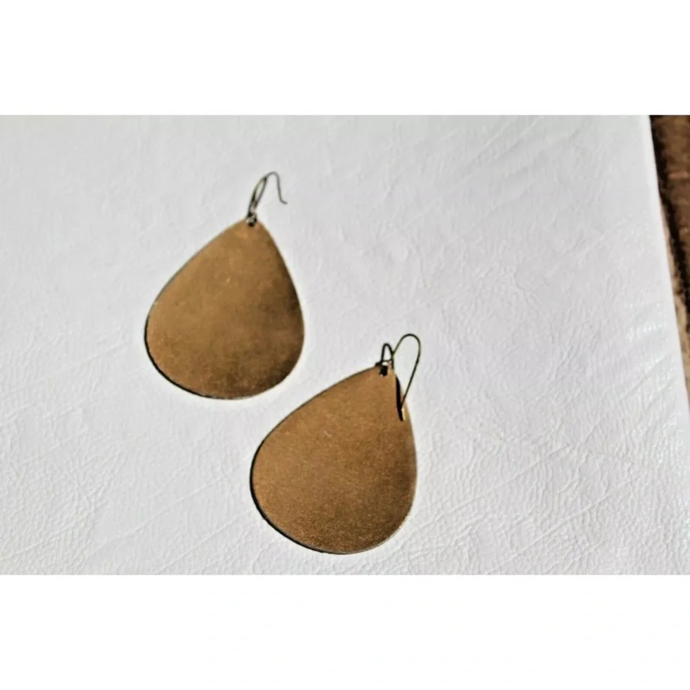 [Free People] Brass Peacock Earrings 🦚 - Picture 7 of 8